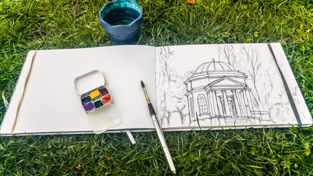 Painting at Garrick's Temple with Little Boxie #1, etchr sketchbook and Escoda Versatil 8 travel brush