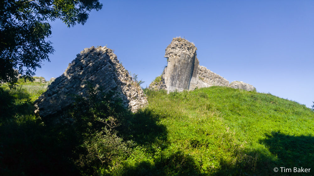 Corfe Castle - what they call the Tumble - a LOT of gunpowder did this - more about the Tumble in the next part.